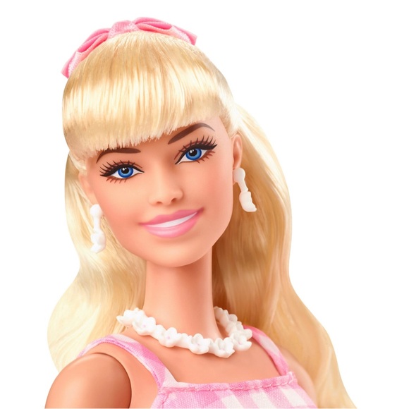 Barbie The Movie Doll, Margot Robbie - Picture 3 of 8